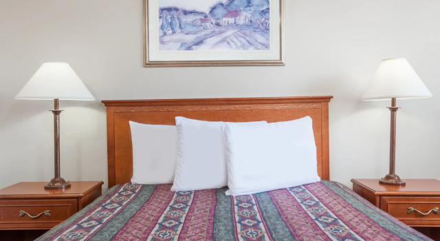 Tel Star Motor Inn, Varaa Motelli Hotellit Southern Alberta pysäköinnillä, Pysäköinti