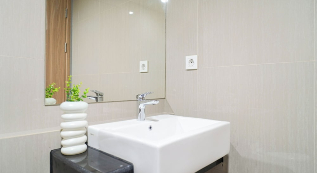 Апартаменты Standard Comfy And Tidy 1Br (No Living Room) At Apartment Bintaro Embarcadero