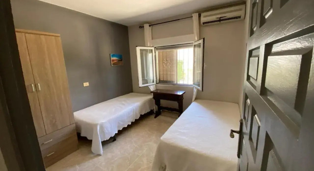Gemütliches Bungalow in Denia Spanien, Забронировать Отель Отели Дения с бассейном, Бассейн