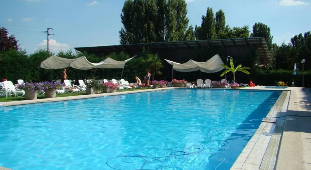 Hotel Tenuta Santo Stefano, Забронировать Отель Кампаньола-Эмилия Эмилия-Романья