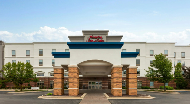 Hampton Inn & Suites Saginaw, Rezervați Hotel Saginaw Michigan