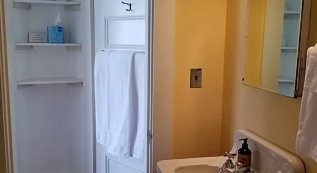 Двухместный люкс Harbourside Inn