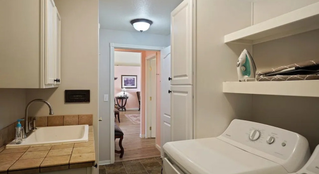Canyon Cottage 3 Bedroom Home by Redawning, Book Feriehus Villaer i Redmond, Villa