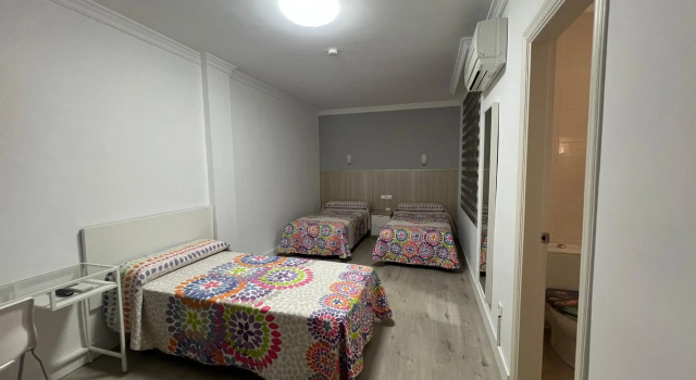Hotel Dila, Varaa Hotelli Velez Axarquía