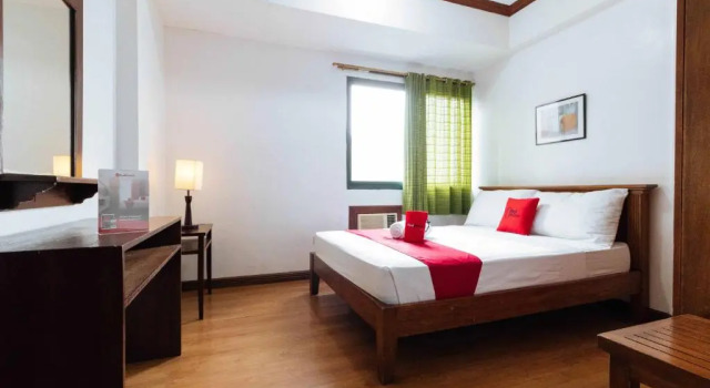 Семейный номер Standard RedDoorz at Moonwalk Paranaque
