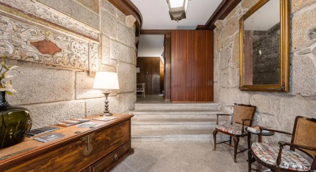 GuestReady - Office Residence 1, Забронировать Отель Порту Регион Порту, рядом с Канатная дорога Гайя