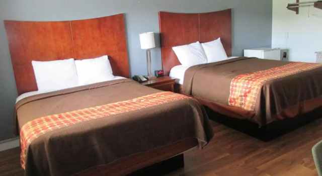 Двухместный номер Standard Travel Inn and Suites