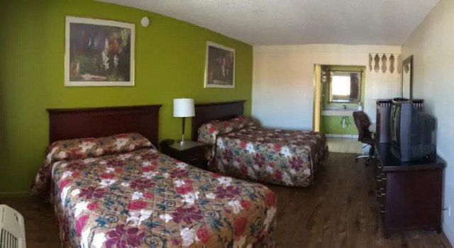 Discovery Inn