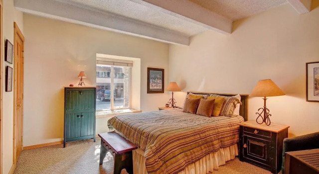 Columbine 102 2 Bedrooms 2 Bathrooms Condo