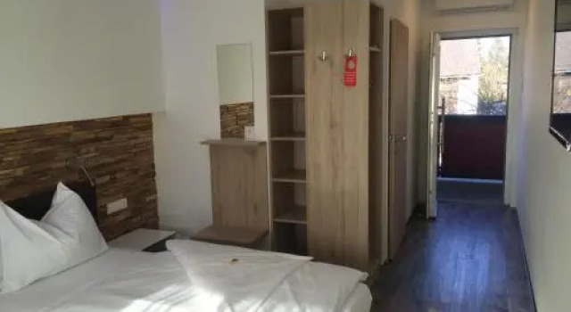 Burg Spielberg, Book Hotel Spielberg Styria