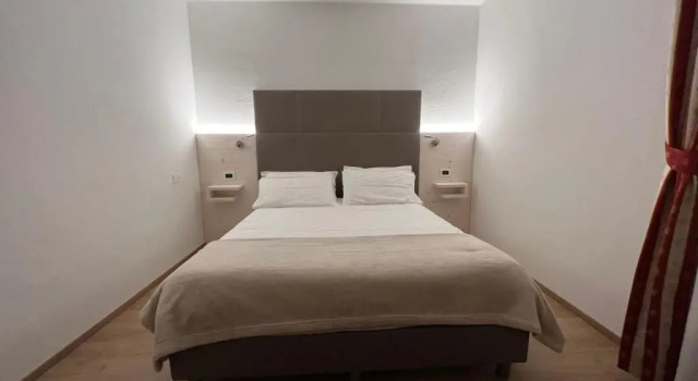 Апартаменты с балконом Hotel Dolomiti