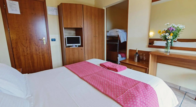 Albergo Moderno & Spa, Buchen Sie Hotel Hotels in Provinz Bergamo mit Frühstück, Frühstück