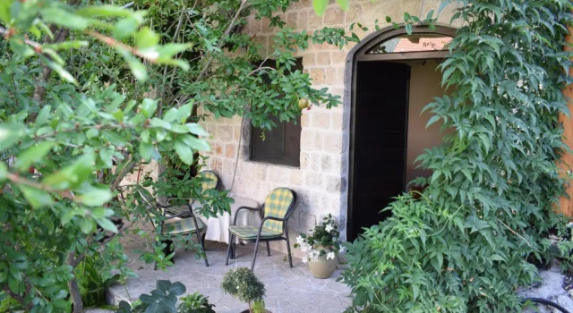 Апартаменты Standard Captains House in Dobrota