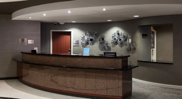 Courtyard by Marriott Santa Clarita Valencia, Book Hotel Santa Clarita Californien
