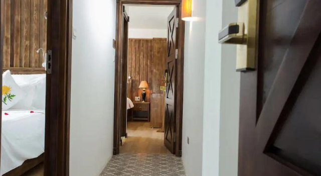Семейный номер Standard с красивым видом из окна Singita Classy - A Cozy Rustic Hideaway in Hanoi Old Quarter
