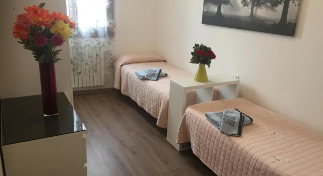 TINTORETTO 1 CON TERRAZZA SOPRA IL TETTO, 3 bagni, 3 grandi camere da letto, SUPER NUOVO, Забронировать Отель Каннареджо Венеция