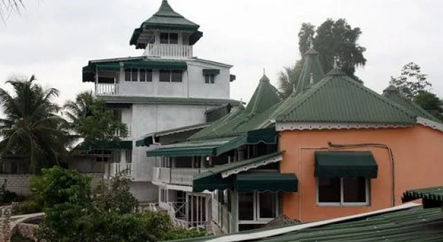 Dan's Creek Hotel, Book Hotel Port Salut Southern Department