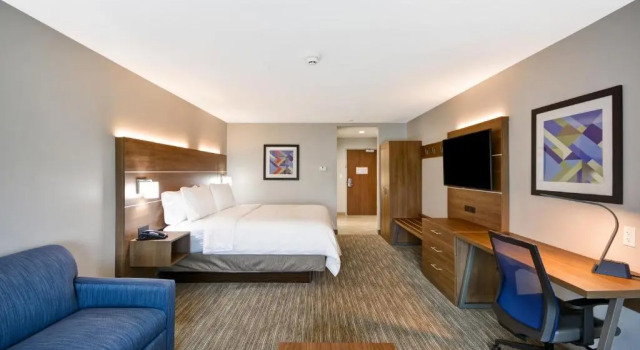 Люкс Holiday Inn Express & Suites - Houston NASA - Boardwalk Area by IHG
