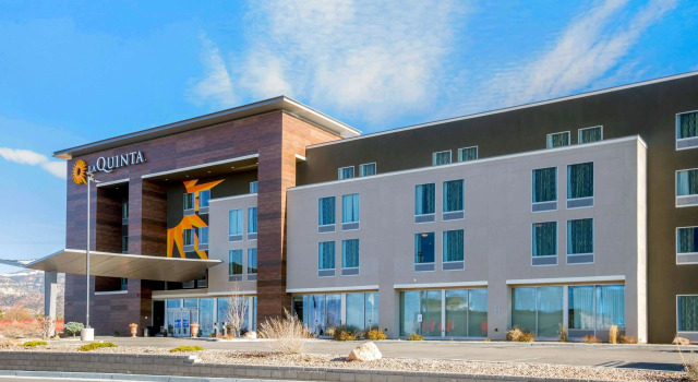 La Quinta by Wyndham Cedar City, Buchen Sie Hotel Hotels in Iron County mit Parkplatz, Parkplätze
