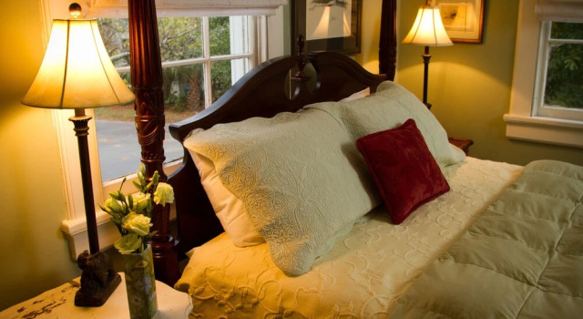 Lighthouse Inn Bed and Breakfast, Varaa Hotelli Hotellit Tybee Island aamiaisella, Aamiainen