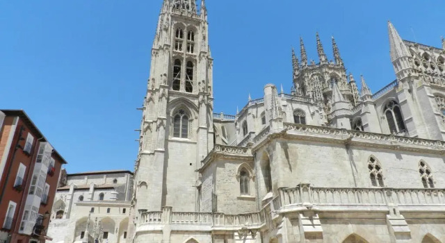 Apartamento Catedral, Забронировать Апартаменты/квартира Отели Бургос с парковкой, рядом с Монастырь Св. Клары, Парковка