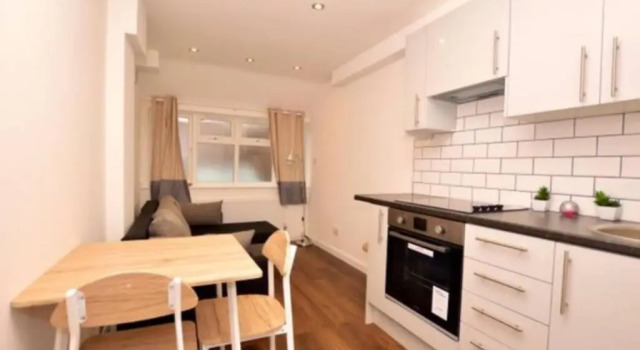 Small Cosy Studio In Plaistow. East London