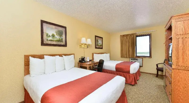Четырёхместный номер Standard Americas Best Value Inn Kadoka