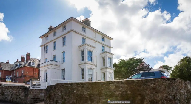 Elegant studio apt nr beach & shops with parking, Varaa Huoneisto Asunnot kohteessa Merseyside, Huoneisto