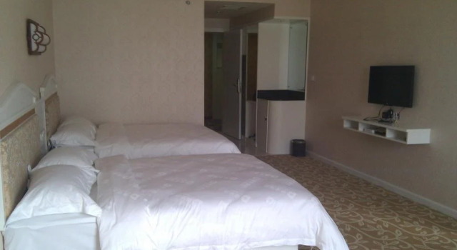 Dongxing Dequan Hotel, Rezerwuj Hotel Dongxing Guangxi