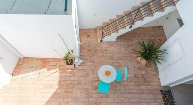Коттедж с 2 комнатами с видом на город Cozy Fuseta Townhouse With Terrace & Roof Solarium, 5min to Beach