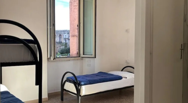 Кровать в общем номере Хостел Rome Experience
