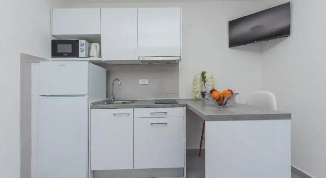 Студия с балконом Apartments M&A