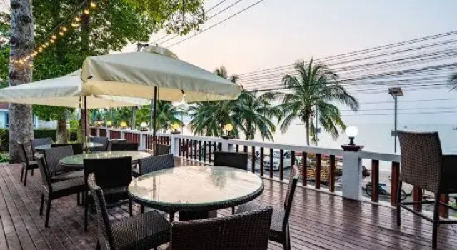 RimLay Beachfront Pool Villa, Забронировать Вилла Бизнес-отели Бангсаре, рядом с Пляж Банг Сарай, 4* 5*
