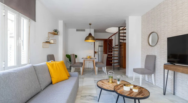 Living4Malaga Atico Soho, Забронировать Отель Отели Малаги 4 звезды, рядом с Музей Кармен Тиссен, 4*