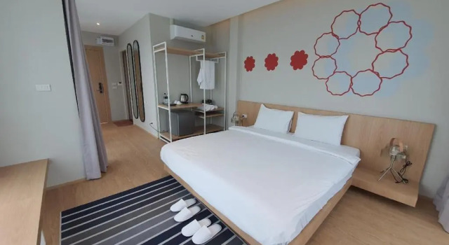 Студия с видом на бассейн Platinum hotel