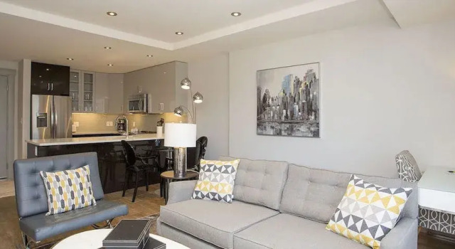 Люкс Executive c 1 комнатой с балконом Moore Suites - The Mary Ann