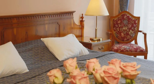 Люкс Hotel Bristol