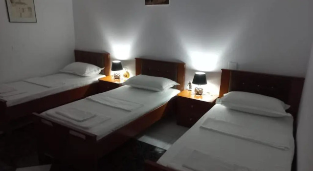 Guest House Bumbli, Rezervasyon Misafirhane Berat County ucuz oteller