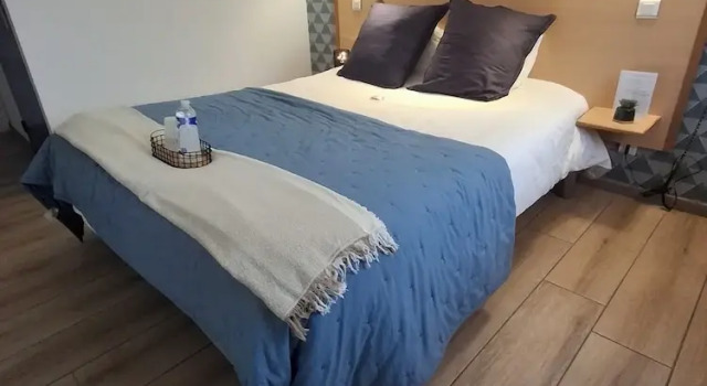 Номер Superior Hôtel Le Laurys-hôtel calme proche de Rodez avec parking privé gratuit