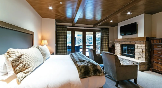 Luxury Two Bedroom Corner Suite with Mountain Views 2 Apartment Hotel by RedAwning, Varaa Huoneisto Deer Valley 