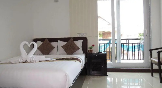 Двухместный номер Standard с балконом King Grand Boutique Hotel