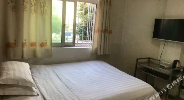 Mingrui Hostel