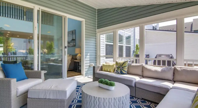 3 Mi to Bethany Beach: Townhome w/ Fire Pit