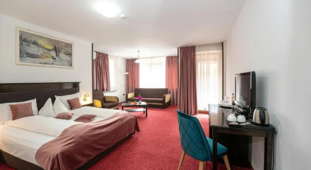 Двухместный номер Standard с балконом Hotel Cumpatu