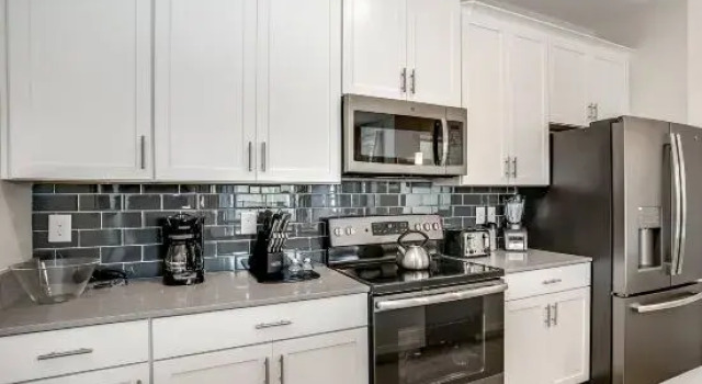 Апартаменты Stylish Home 4br, Priv Pool-bbq-golf Country Club