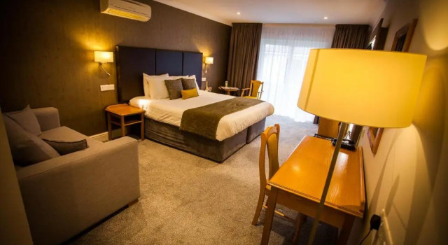 Люкс Executive Heywood Spa Hotel