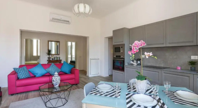 Апартаменты с 2 комнатами Florence Apartment