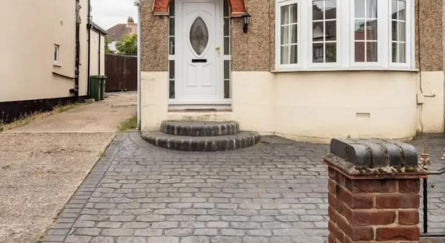 Impeccable 4-bed Apartment in Hornchurch, Buchen Sie Ferienwohnung Hornchurch Großraum London