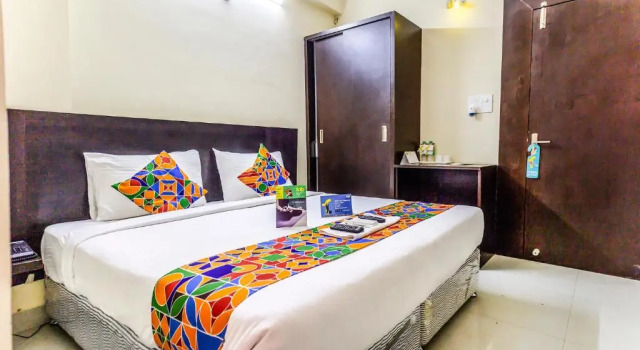 Номер Deluxe FabHotel Serenity - Nr AIG Hospital, Gachibowli