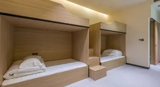 Четырёхместный люкс Cixi Huangwu E-sports Hotel (Xinhefang Branch)